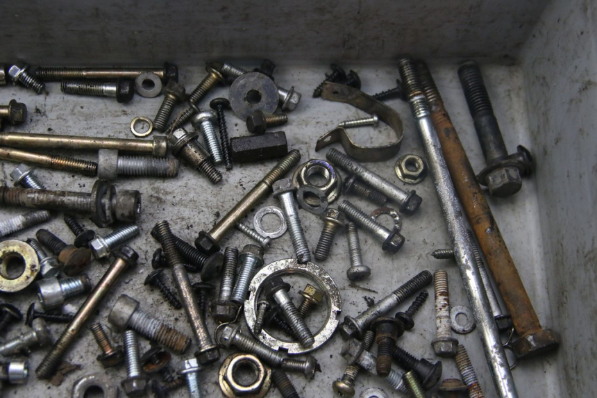 photo de SCHRAUBENBEUTEL PIAGGIO ZIP 4T 50 (2018 - 2020) - Technische Nahaufnahme