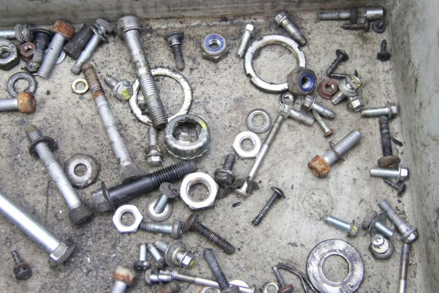 photo de SCHRAUBENBEUTEL PIAGGIO ZIP 4T 50 (2018 - 2020) - Alternative Perspektive