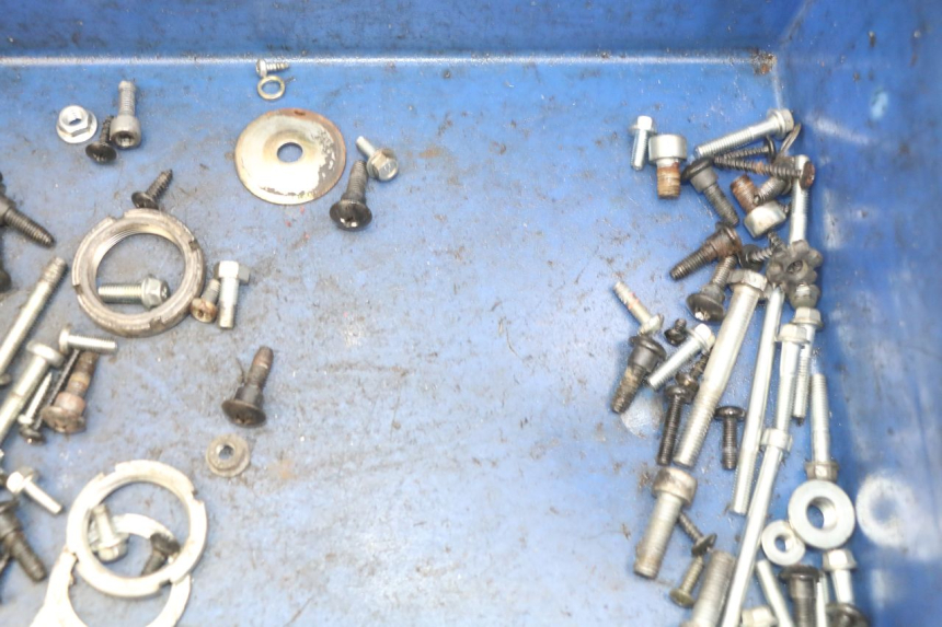 photo de SCHRAUBENBEUTEL PIAGGIO ZIP 4T 50 (2018 - 2020) - Alternative Perspektive