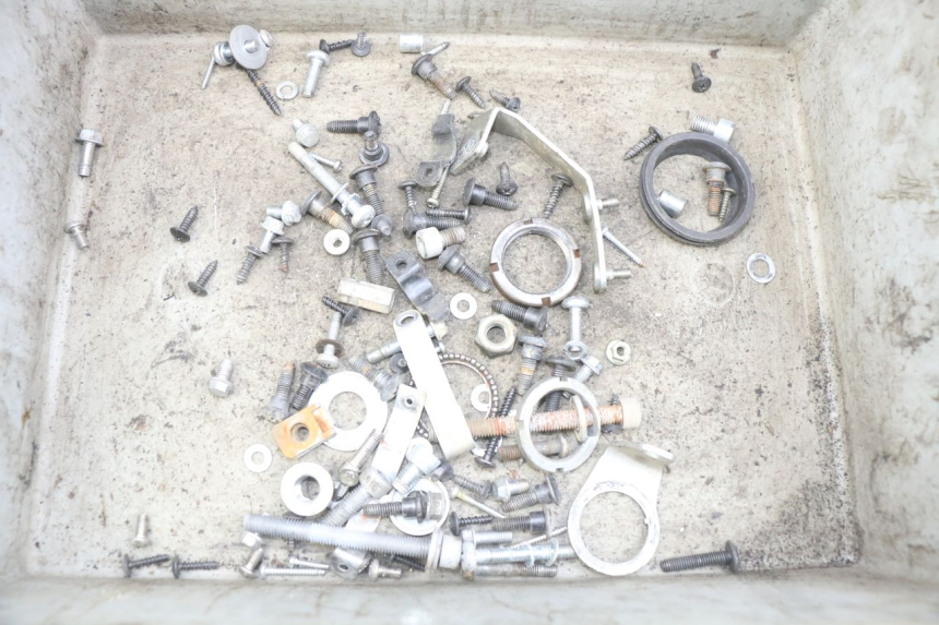 photo de SCHRAUBENBEUTEL PIAGGIO ZIP 4T 50 (2018 - 2020) - Hauptansicht