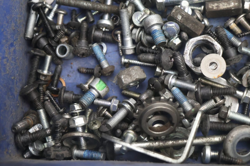 photo de SCHRAUBEN PIAGGIO ZIP IGET 4T 50 (2021 - 2023) - Alternative Perspektive