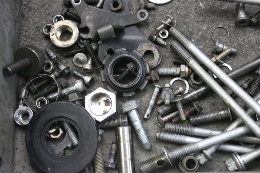 photo de SCHRAUBENBEUTEL KAWASAKI ZX-6R ZX6R 600 (1995 - 1997) - Detailansicht des Bauteils