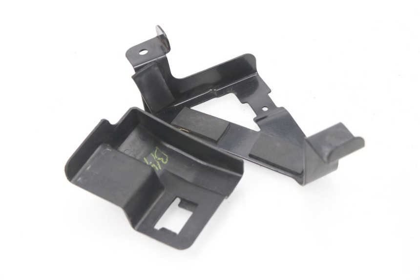 photo de BATTERIEHALTER HONDA CBF 125 (2009 - 2015) - Detailansicht des Bauteils