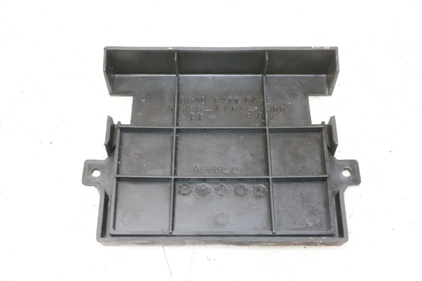 photo de BATTERIEHALTER KYMCO GRAND DINK 125 (2008 - 2014) - Alternative Perspektive