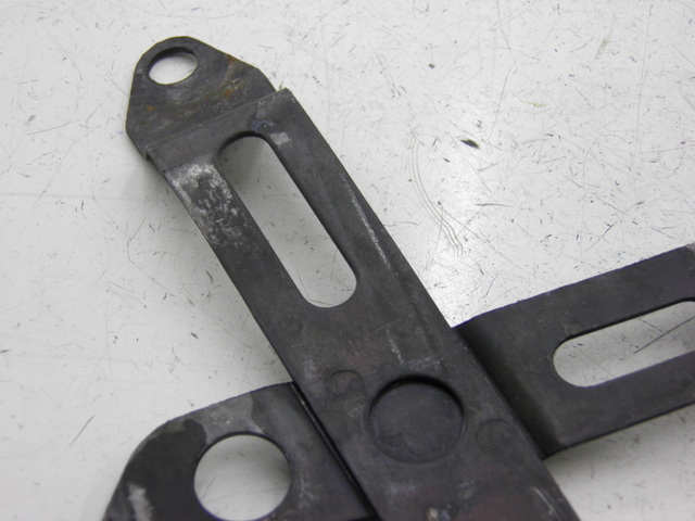 photo de BATTERIEHALTER HONDA CB SEVEN FITTY 750 (1992 - 2003) - Detailansicht des Bauteils