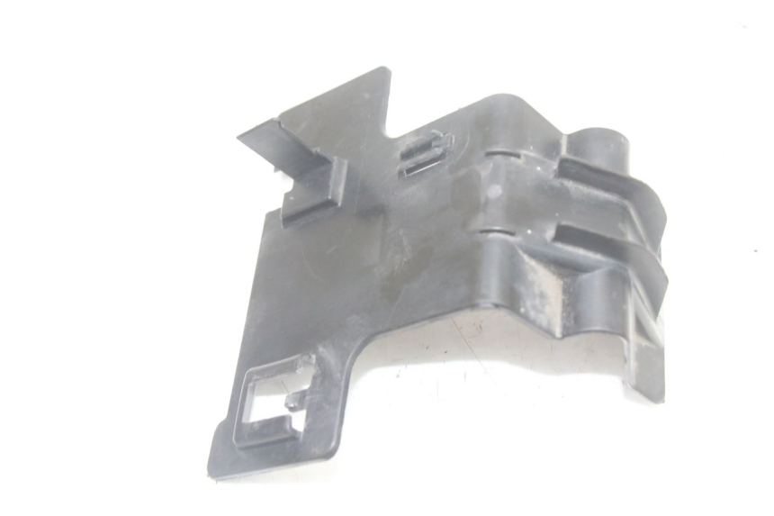 photo de BATTERIEHALTER YAMAHA X-MAX XMAX ABS 250 (2010 - 2012) - Detailansicht des Bauteils