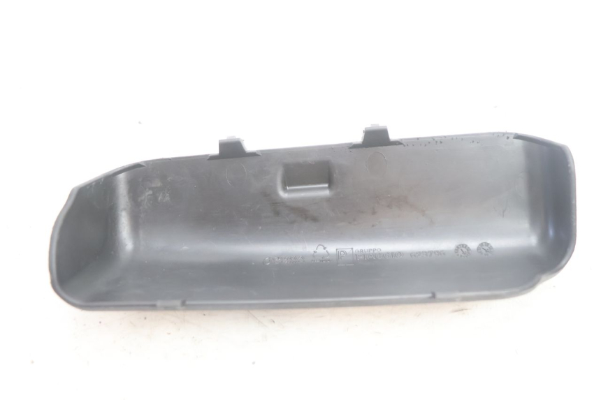 photo de WERKZEUGROLLE GURT PIAGGIO MP3 500 (2011 - 2015) - Alternative Perspektive