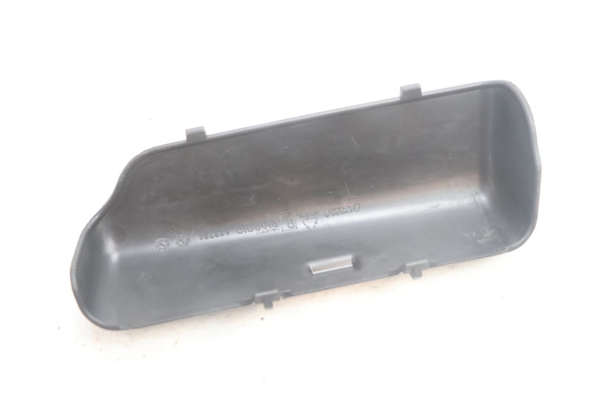 photo de WERKZEUGROLLE GURT PIAGGIO MP3 500 (2011 - 2015) - Technische Nahaufnahme
