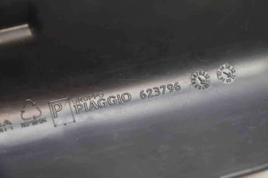 photo de WERKZEUGROLLE GURT PIAGGIO MP3 500 (2011 - 2015) - Gesamtansicht des Produkts