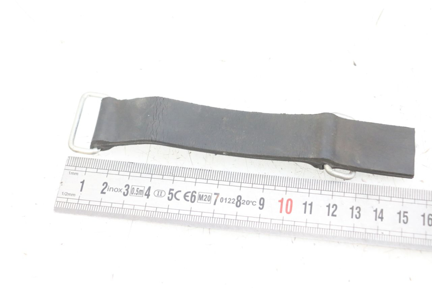 photo de WERKZEUGROLLE GURT KAWASAKI VERSYS ABS 650 (2015 - 2018) - Detailansicht des Bauteils