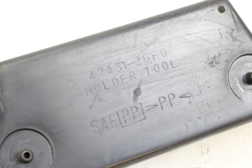 photo de GURT WERKZEUGTASCHE SUZUKI VL INTRUDER 125 (2004 - 2007) - Detailansicht des Bauteils