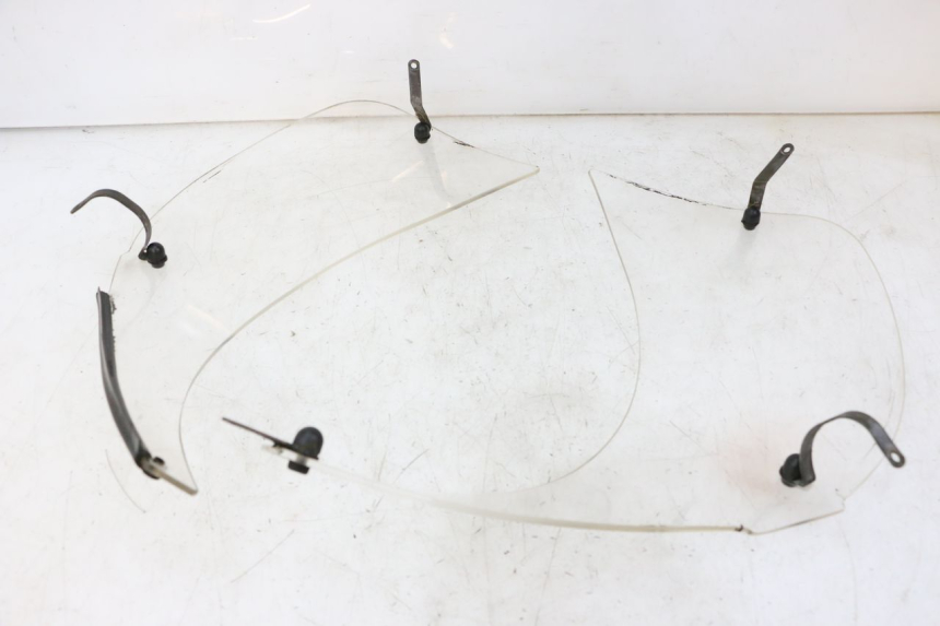 photo de SCHEIBE BMW C1 125 (2000 - 2003) - Gesamtansicht des Produkts