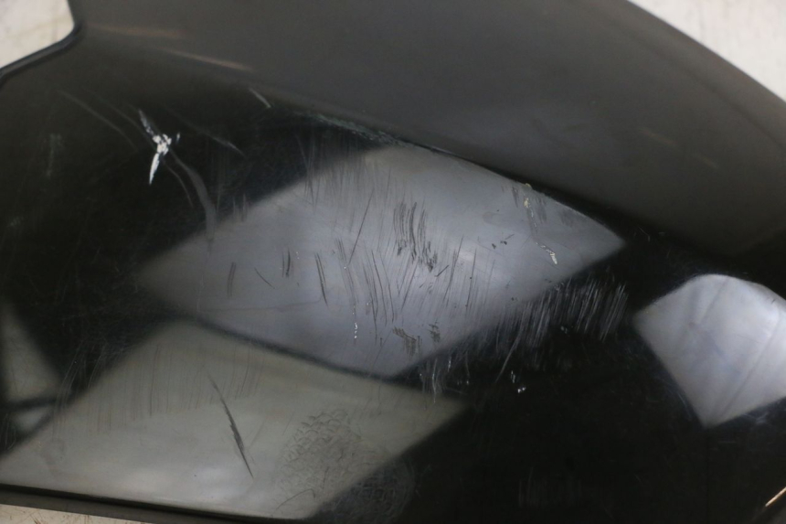 photo de WINDSCHUTZ PEUGEOT KISBEE 2T 50 (2018 - 2022) - Zoom auf Gebrauchszustand