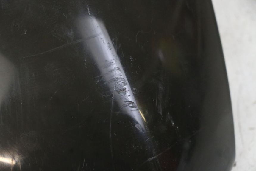 photo de WINDSCHUTZ PEUGEOT KISBEE 2T 50 (2010 - 2017) - Zoom auf Gebrauchszustand