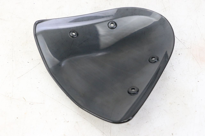 photo de SCHEIBE PIAGGIO NRG POWER PUREJET 50 (2018 - 2021) - Zoom auf Gebrauchszustand