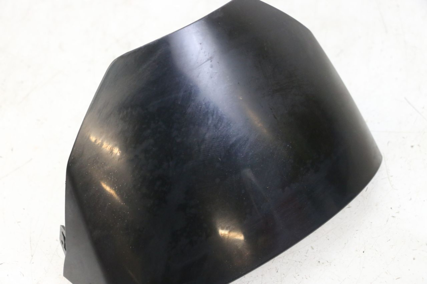 photo de SCHEIBE SUZUKI GSR 750 (2011 - 2017) - Detailansicht des Bauteils