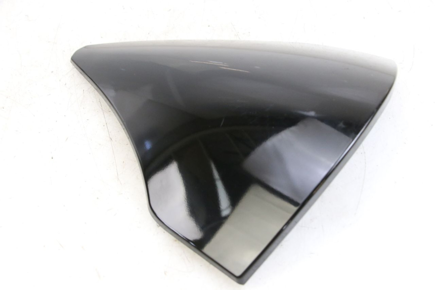 photo de WINDSCHUTZ PIAGGIO X10 125 (2012 - 2017) - Technische Nahaufnahme