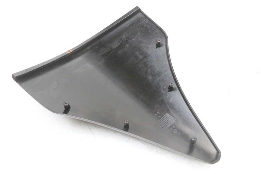 photo de WINDSCHUTZ PIAGGIO X10 125 (2012 - 2017) - Details der Befestigungspunkte