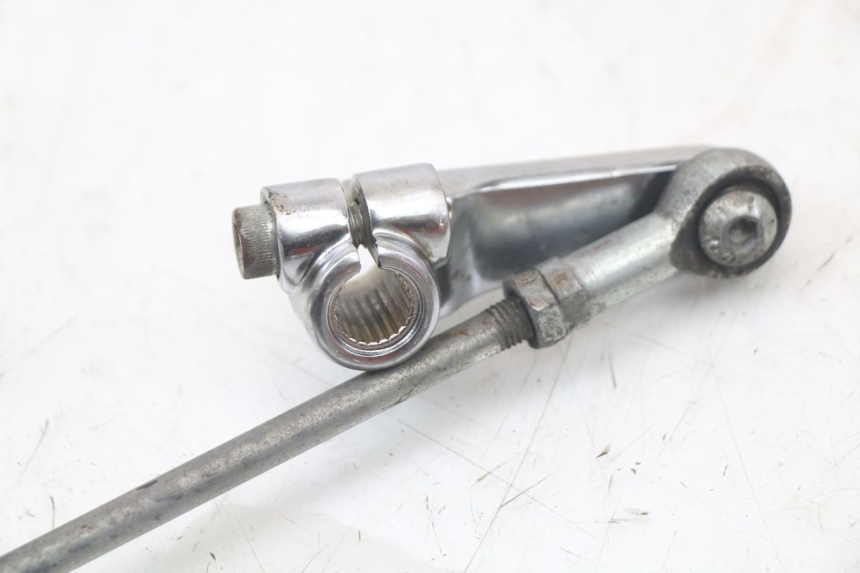 photo de SCHALTHEBEL HARLEY DAVIDSON SPORTSTER XL CUSTOM 883 (1999 - 2006) - Details der Befestigungspunkte