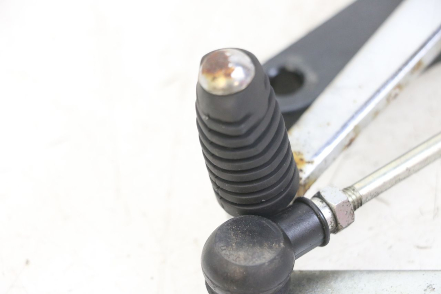 photo de SCHALTHEBEL SUZUKI GSX F GSXF 650 (2007 - 2015) - Oberflächenzustand und Material