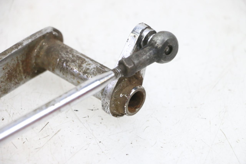 photo de SCHALTHEBEL KYMCO ZING 125 (1997 - 2003) - Oberflächenzustand und Material