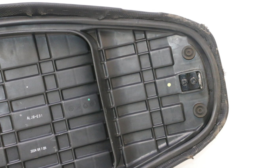 photo de SELLE KYMCO AGILITY 16+ 4T 50 (2018 - 2023) - Zoom auf Gebrauchszustand