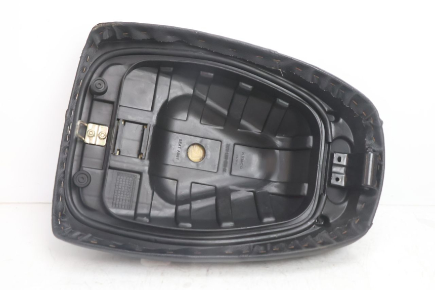 photo de SELLE KYMCO AGILITY 4T 50 (2005 - 2018) - Kennzeichnungen und Originalreferenzen