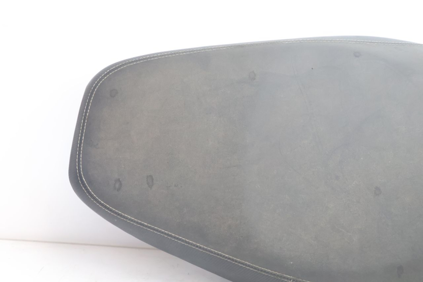 photo de SITZ KYMCO AGILITY CITY 16P 125 (2015 - 2024) - Detailansicht des Bauteils