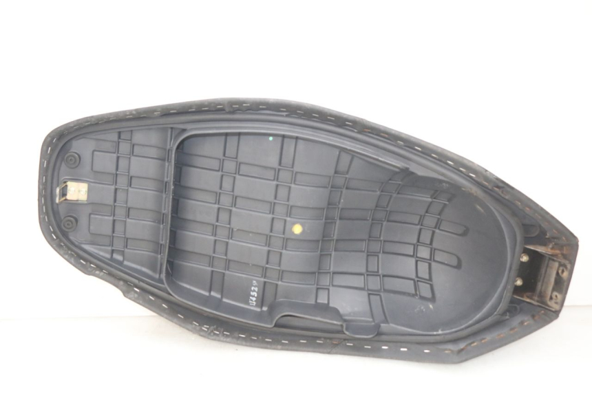 photo de SITZBANK KYMCO AGILITY CITY 2T 50 (2008 - 2016) - Hochauflösende Nahaufnahme