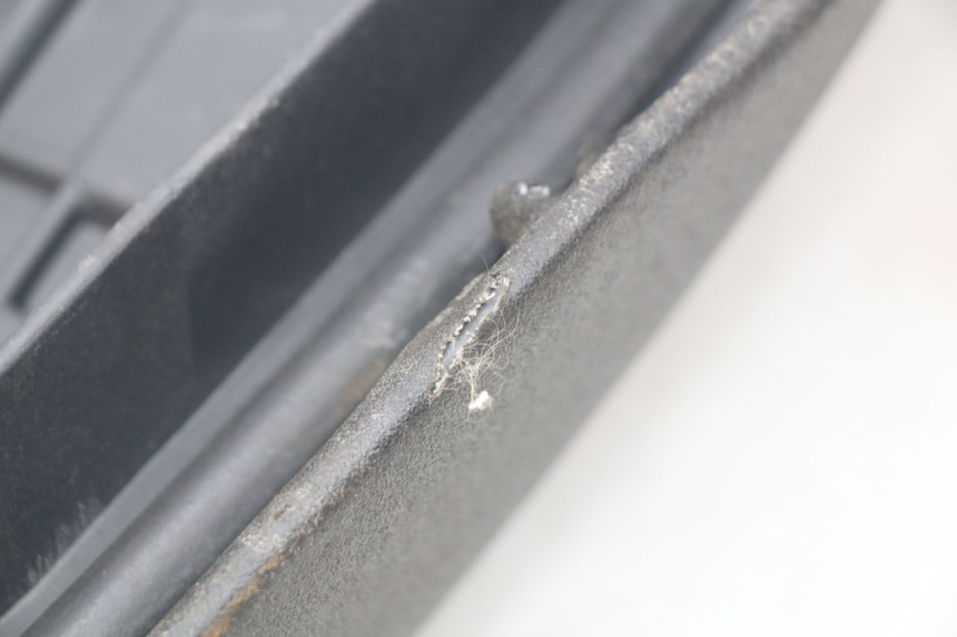 photo de SITZBANK KYMCO AGILITY CITY 2T 50 (2008 - 2016) - Kennzeichnungen und Originalreferenzen