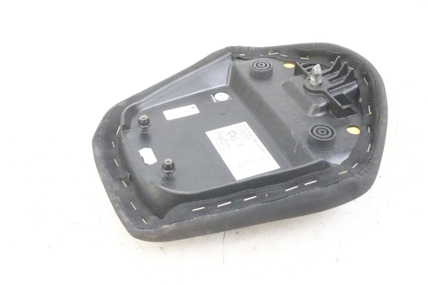 photo de HECKBANK YAMAHA AEROX 2T 50 (2013 - 2017) - Zoom auf Gebrauchszustand