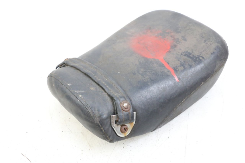 photo de Heckbank HYOSUNG GV AQUILA 125 (2000 - 2009) - Details der Befestigungspunkte