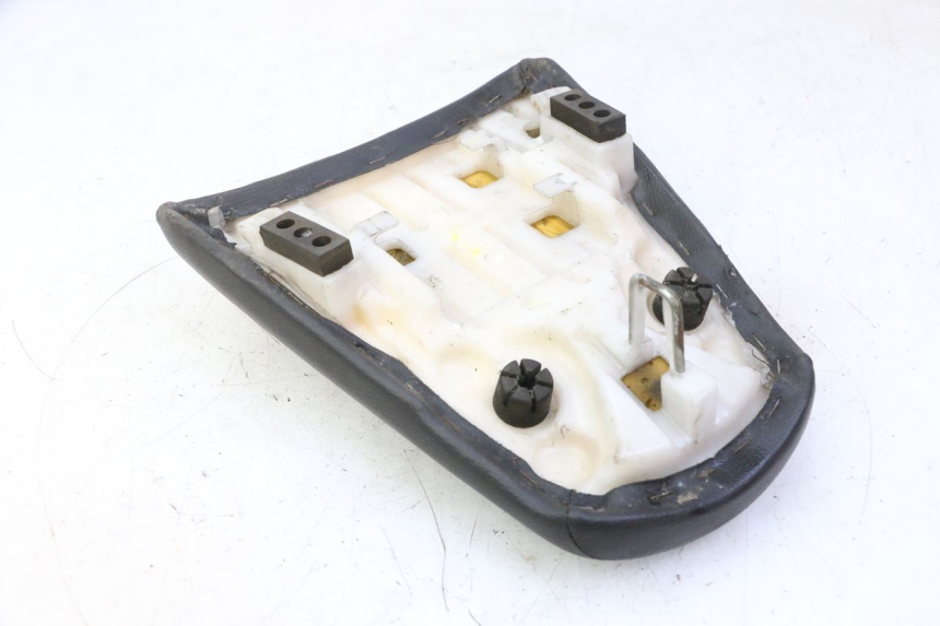 photo de HINTEN SITZ HONDA CBF 125 (2009 - 2015) - Alternative Perspektive