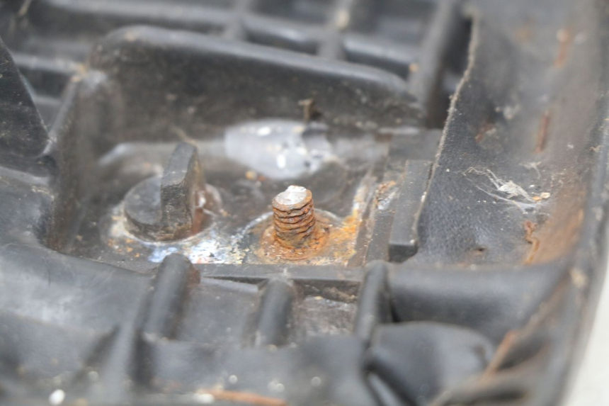 photo de HECKBANK HONDA CBR RR FIREBLADE 900 (1992 - 1994) - Weitere Ansicht des Artikels