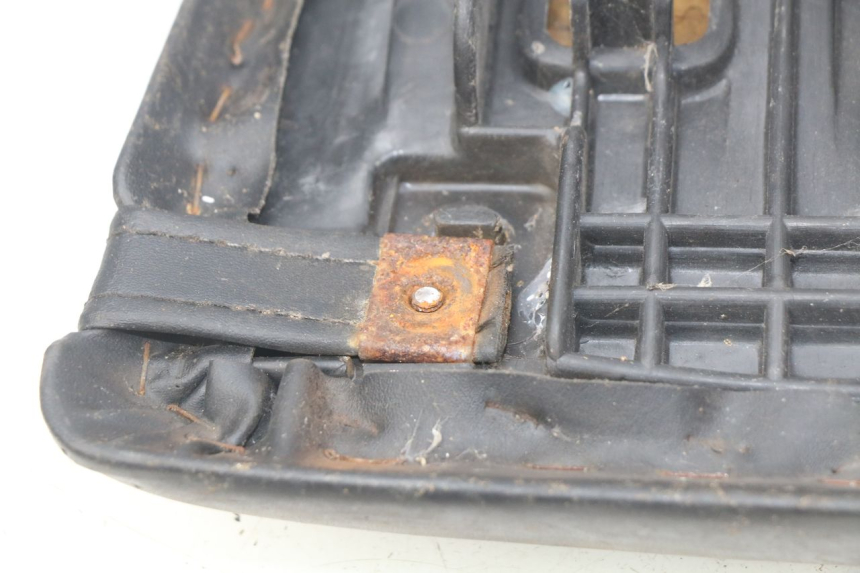 photo de HECKBANK HONDA CBR RR FIREBLADE 900 (1992 - 1994) - Zoom auf Gebrauchszustand