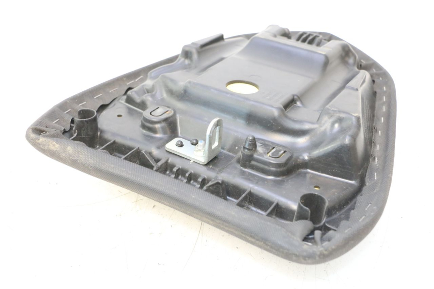 photo de HINTEN SITZ KAWASAKI ER-6 ER6 F ABS 650 (2012 - 2016) - Zoom auf Gebrauchszustand
