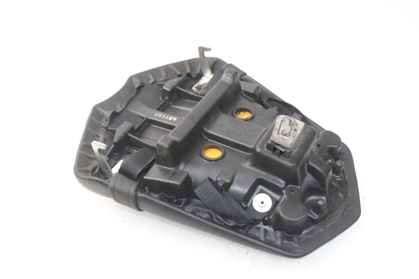 photo de HINTEN SITZ YAMAHA FZ8 800 (2010 - 2016) - Zoom auf Gebrauchszustand