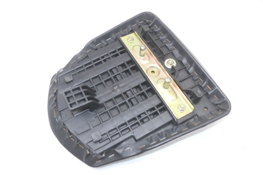 photo de HINTEN SITZ HYOSUNG GTR 125 (2006 - 2008) - Gesamtansicht des Produkts