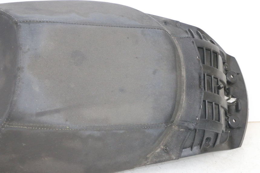 photo de HINTEN SITZ JM MOTORS GTS 125 (2015 - 2019) - Charakteristische Merkmale