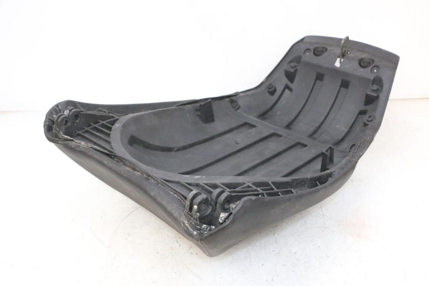 photo de HINTEN SITZ JM MOTORS GTS 125 (2015 - 2019) - Alternative Perspektive