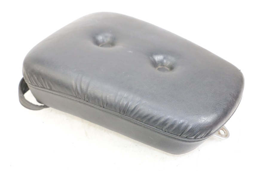 photo de HINTEN SITZ SUZUKI GZ MARAUDER 125 (1998 - 2004) - Details der Befestigungspunkte