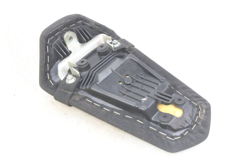 photo de HECKBANK YAMAHA MT ABS 125 (2014 - 2018) - Zoom auf Gebrauchszustand