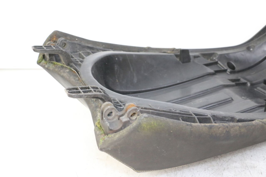 photo de HINTEN SITZ PEUGEOT SATELIS 125 (2013 - 2018) - Alternative Perspektive