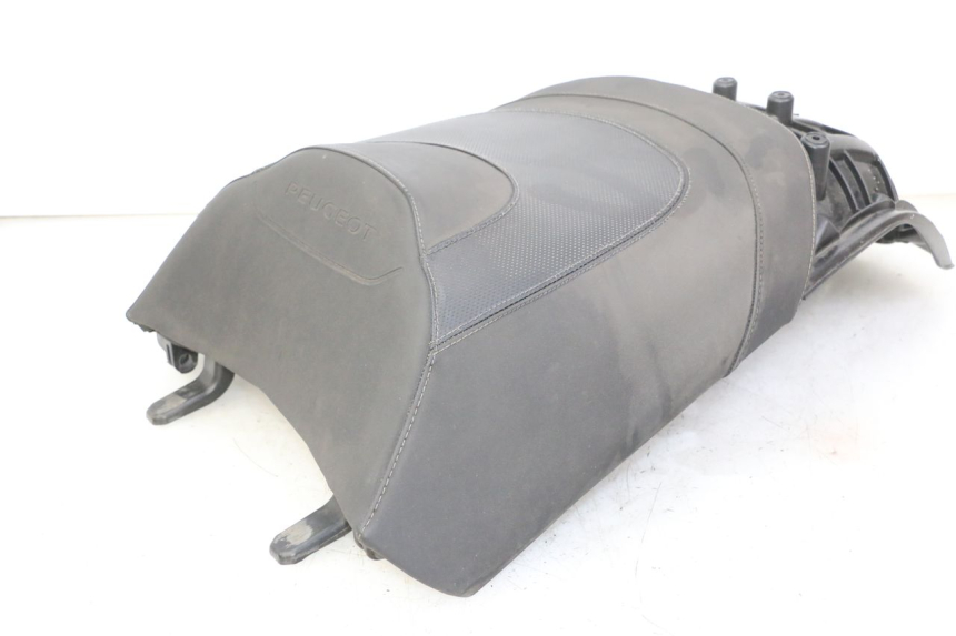 photo de HINTEN SITZ PEUGEOT SATELIS 125 (2013 - 2018) - Weitere Ansicht des Artikels