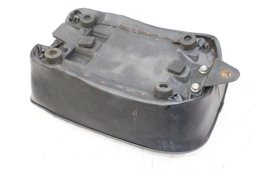 photo de HINTEN SITZ REGAL RAPTOR RAXTER 2 125 (2007 - 2015) - Zoom auf Gebrauchszustand