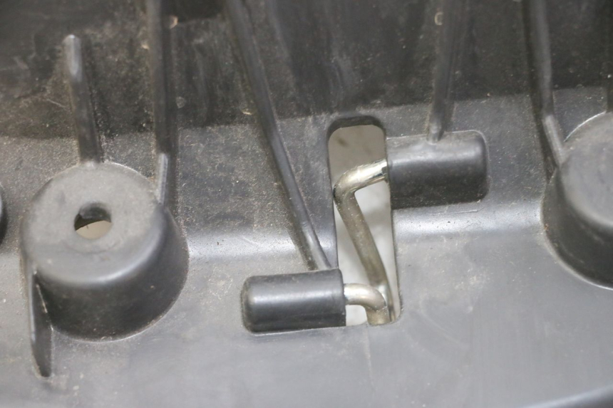 photo de HINTEN SITZ PEUGEOT SATELIS COMPRESSOR K15 125 (2006 - 2009) - Charakteristische Merkmale