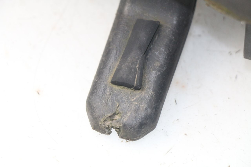 photo de HINTEN SITZ PEUGEOT SATELIS 300 (2012 - 2015) - Details der Befestigungspunkte