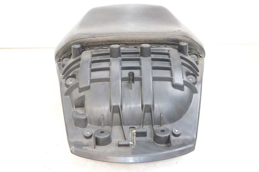 photo de HECKBANK PEUGEOT SATELIS 125 (2010 - 2012) - Geprüftes Gebrauchtteil