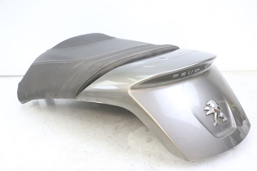 photo de HINTEN SITZ PEUGEOT SATELIS 125 (2013 - 2018) - Charakteristische Merkmale