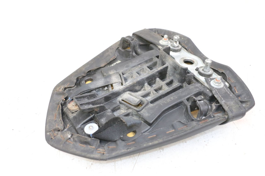 photo de HINTEN SITZ SUZUKI GSR 750 (2011 - 2017) - Detailansicht des Bauteils